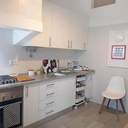 Апартаменты Cozy & Comfortable In